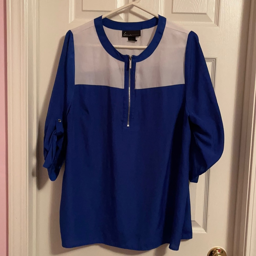 Lane Bryant color block ruched sleeve top with zip detail